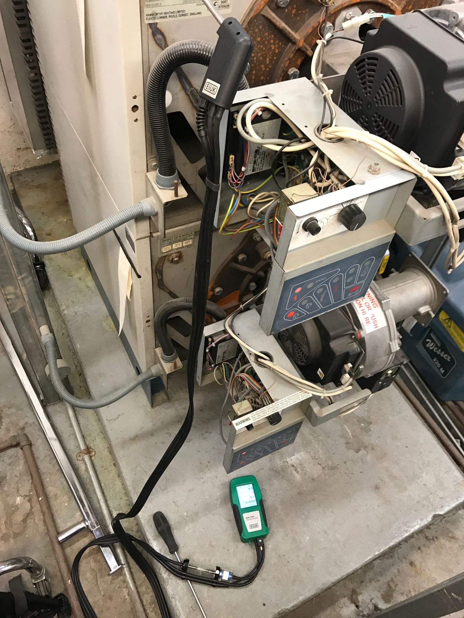 gas safe registered engineer near me Ealing, W5, W13